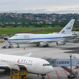 SOFIA arrives at the Stuttgart airport. 